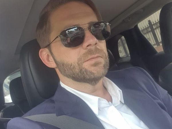 Claudiu Trandafir, Fondatorul OferteBancare.ro. Cum Construiește Transparență și Încredere în Finanțele Personale